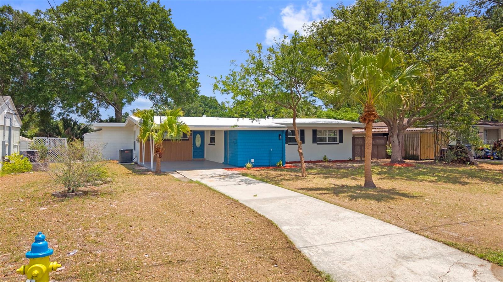 10221 N Fleetwood Dr, FL