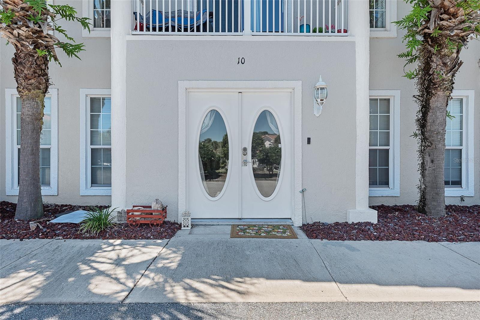 100 Palm Harbor Pkwy #10, FL