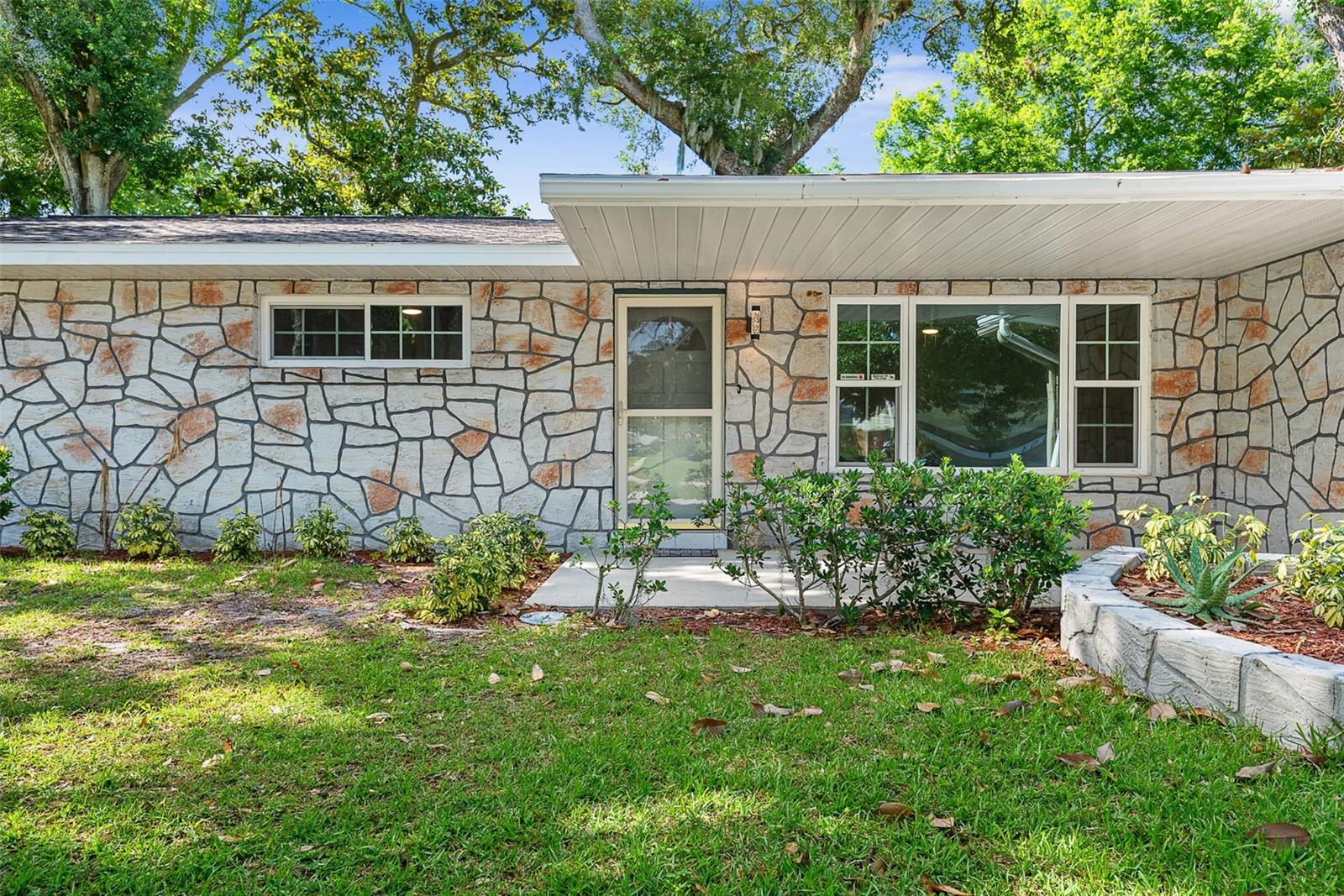 107 Wimbledon Court, FL