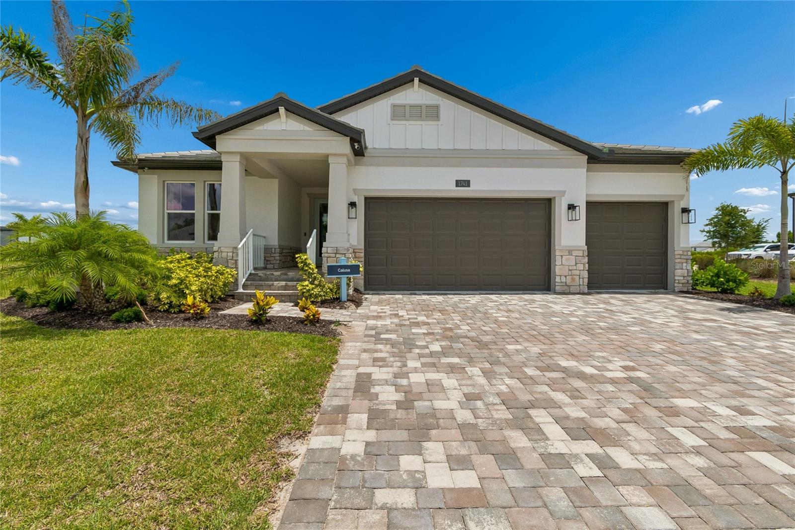 1741 Lugano Cir, FL