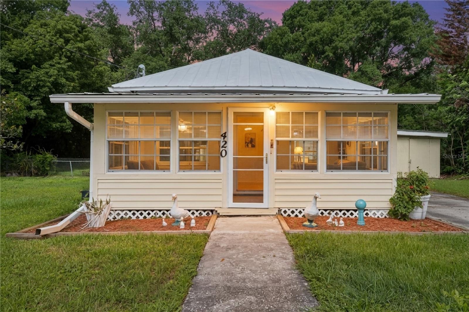420 Jacks Memorial Rd, FL