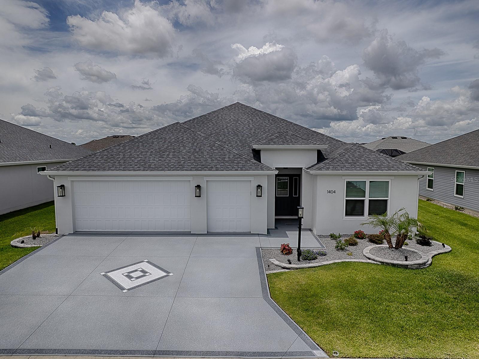 1404 Hearns Loop, FL