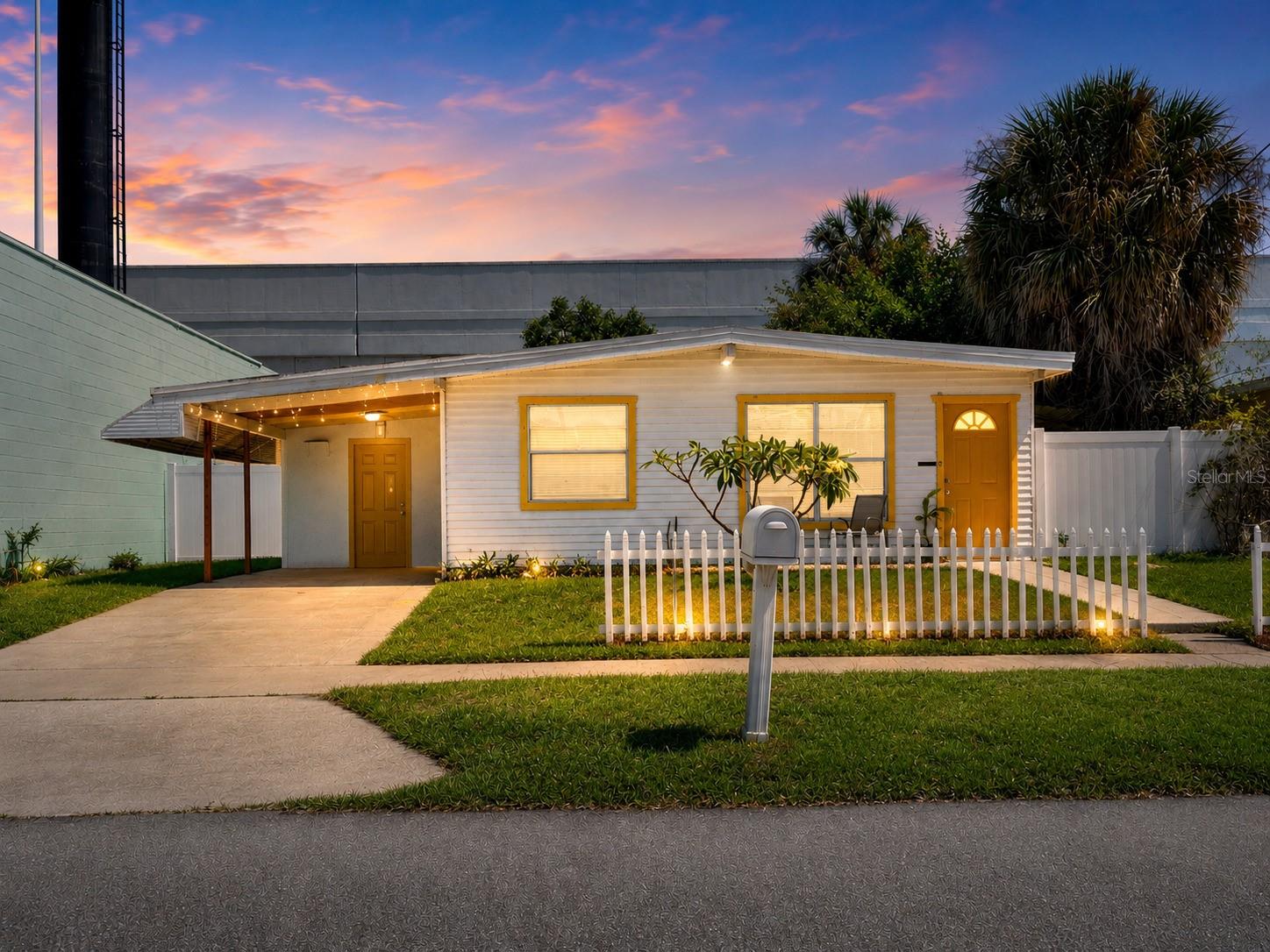 1541 La Salle Street, FL