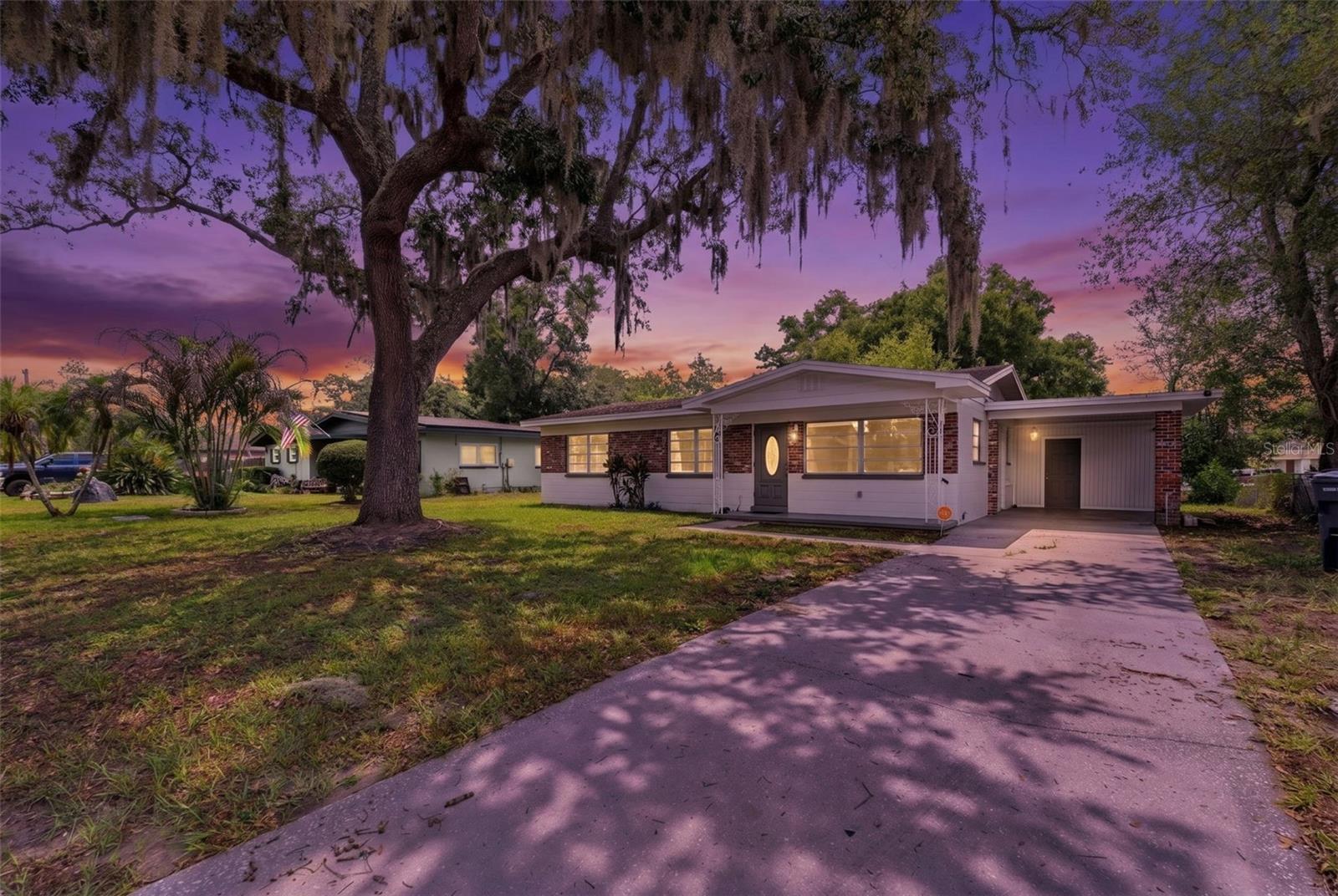 7815 Pine Hill Dr, FL