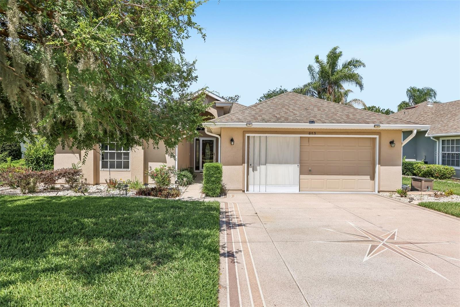 623 Juniper Way, FL