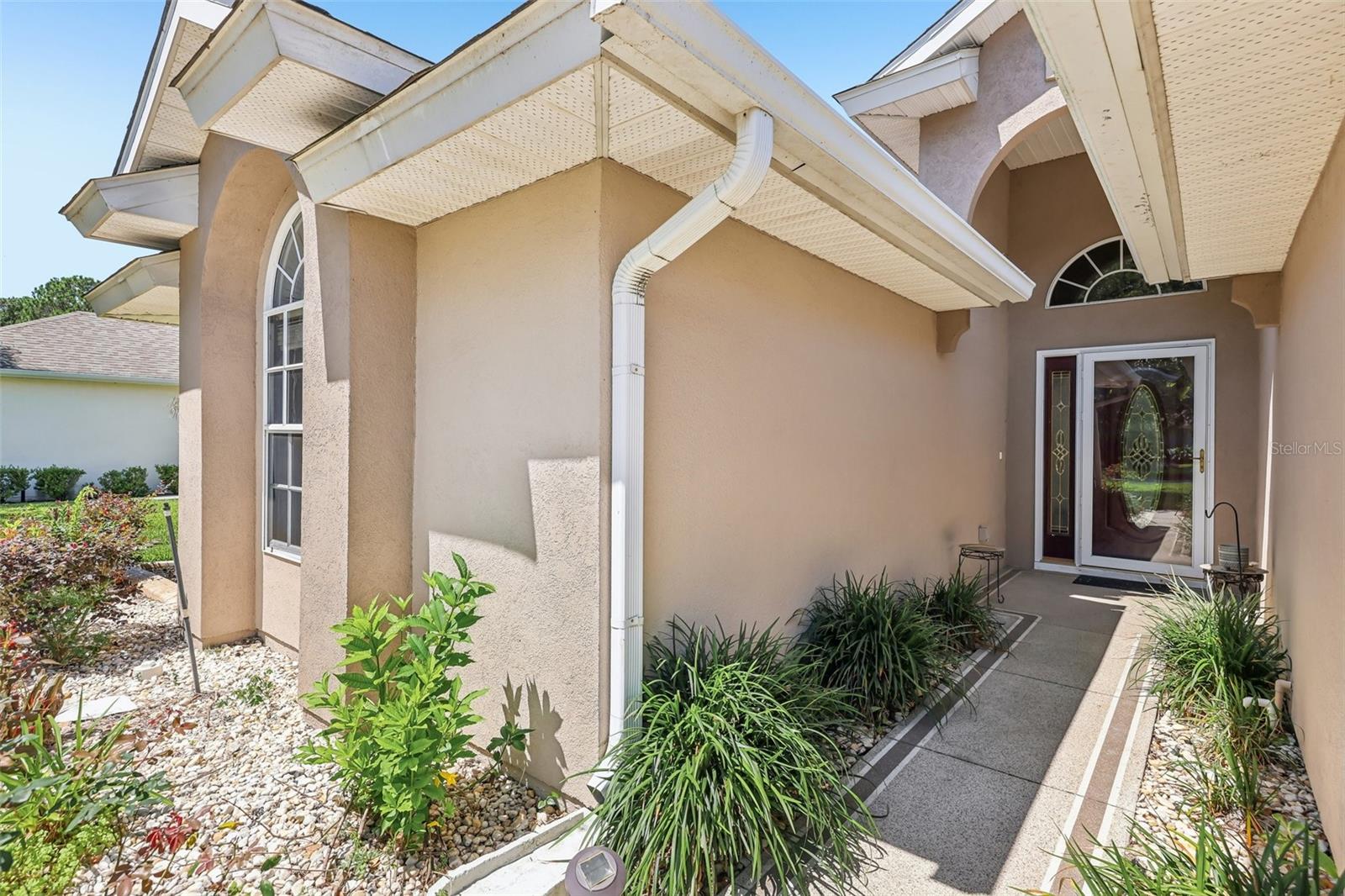 623 Juniper Way, FL
