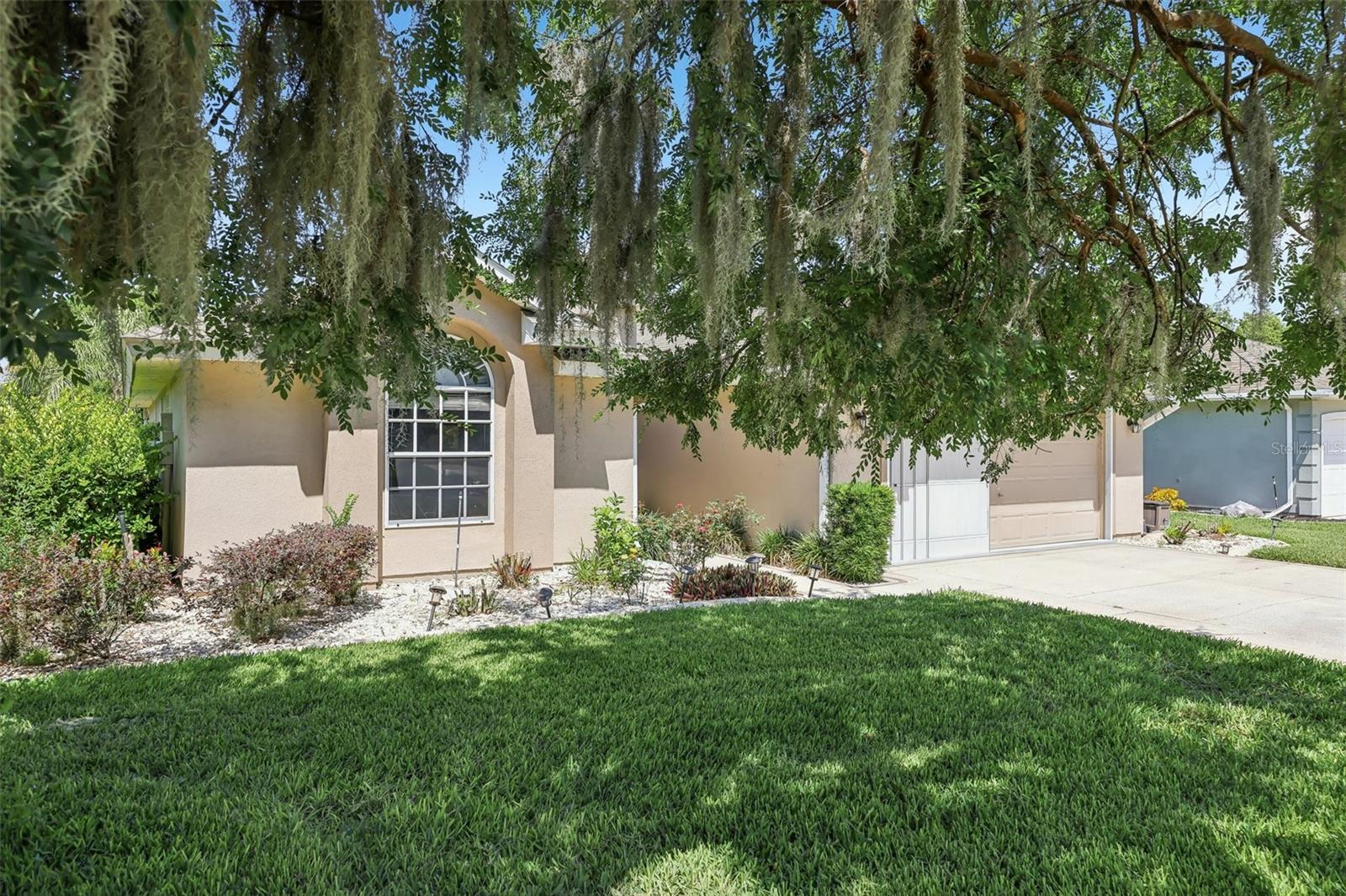 623 Juniper Way, FL