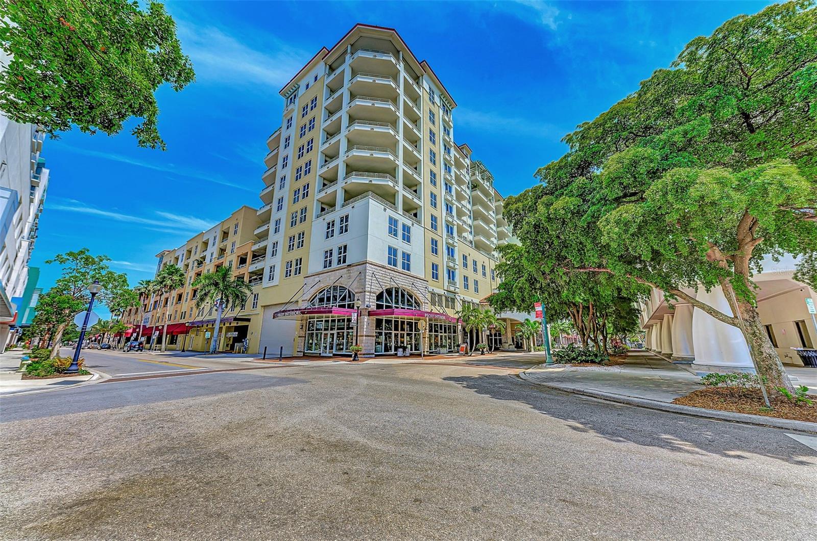 100 Central Ave #H716, FL