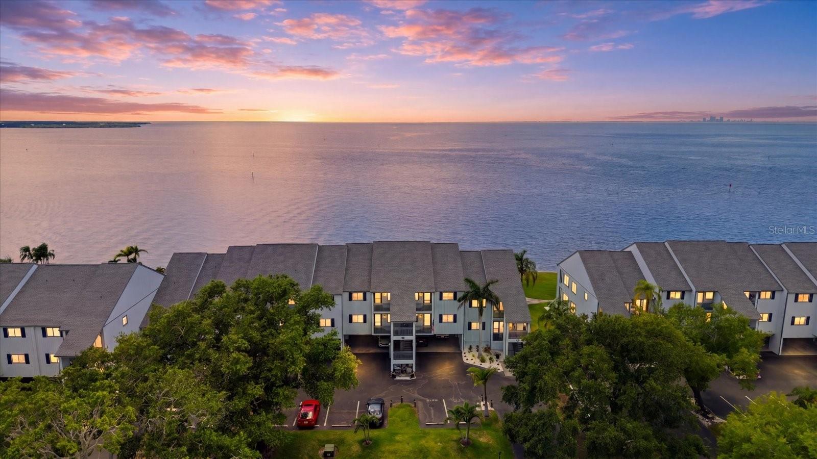 818 Bahia Del Sol Dr #28, FL