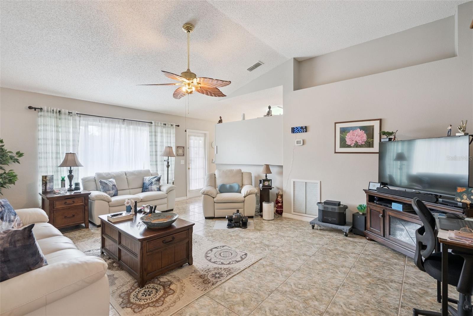 2563 Sheffield Drive, FL
