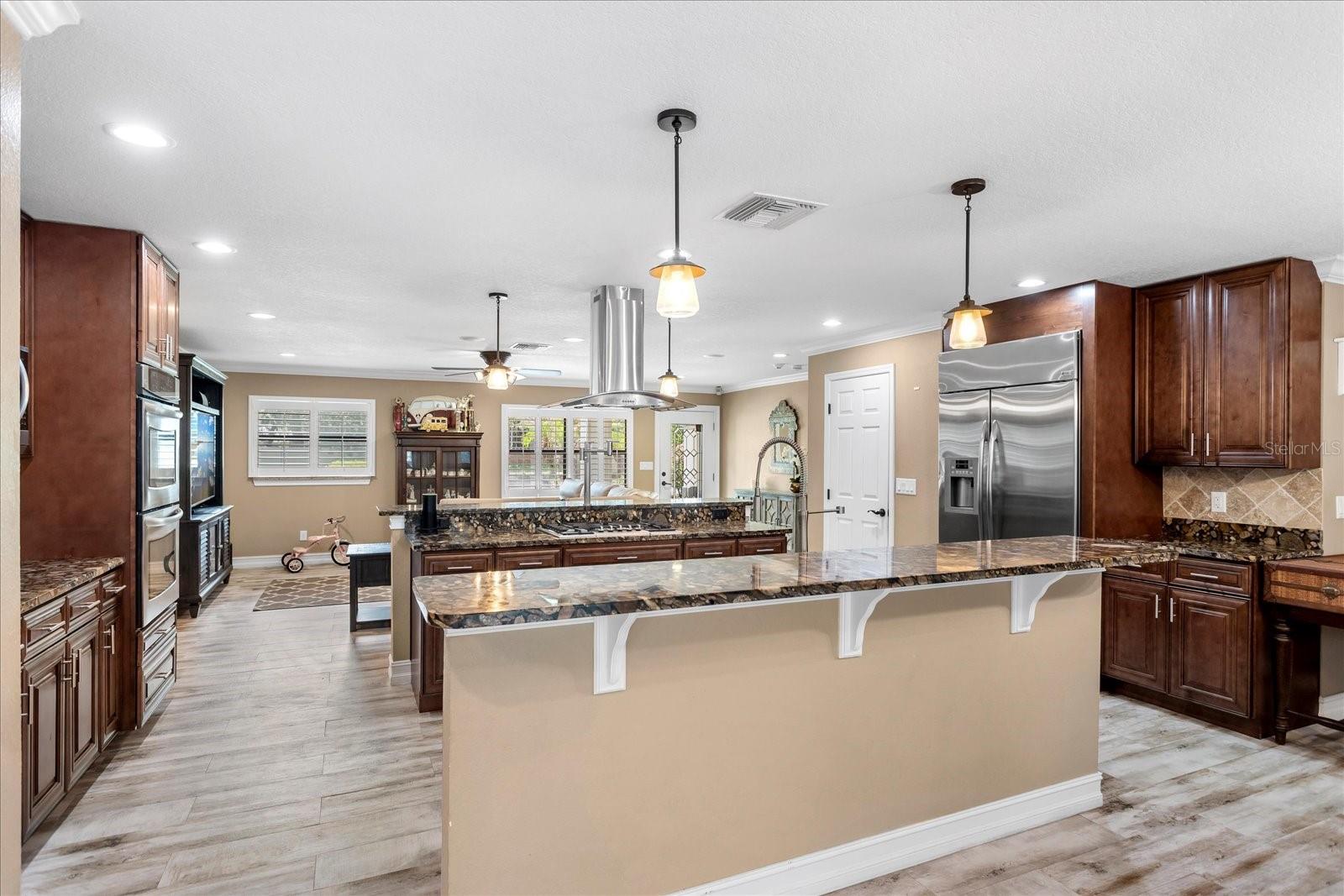 524 Eden Park, FL