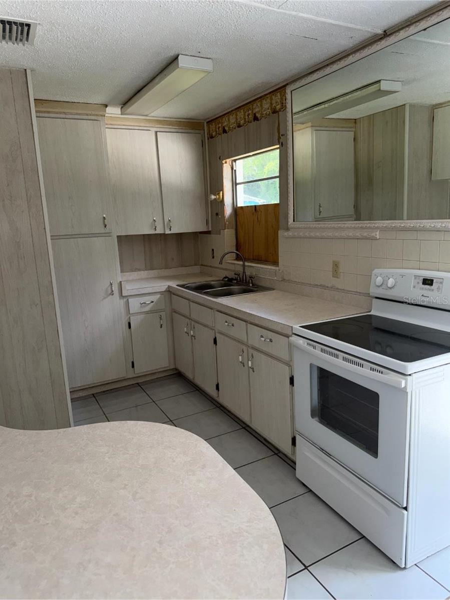 2602 18th Street, FL