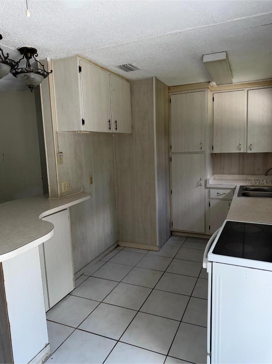 2602 18th Street, FL