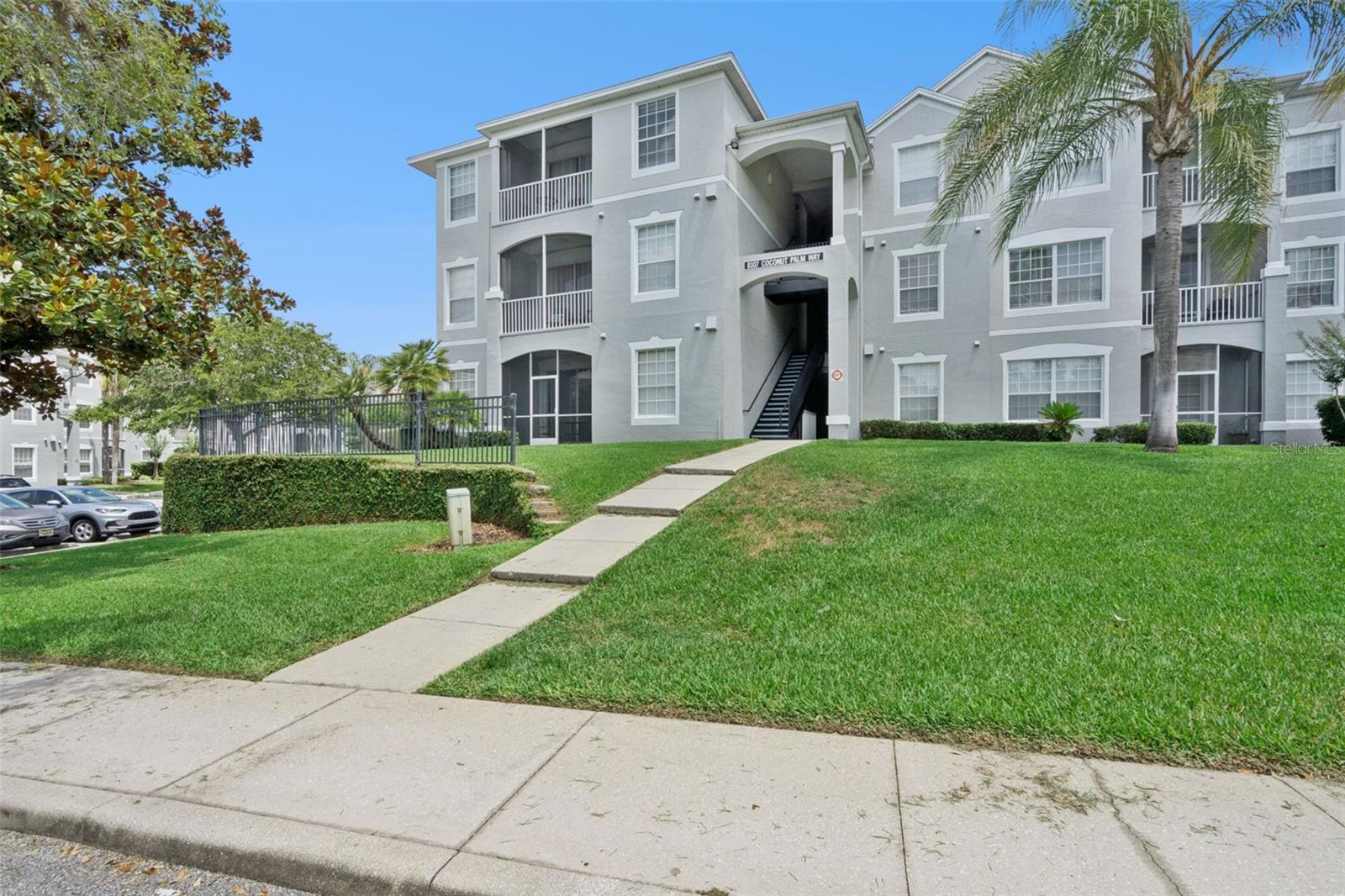 8107 Coconut Palm Way, FL