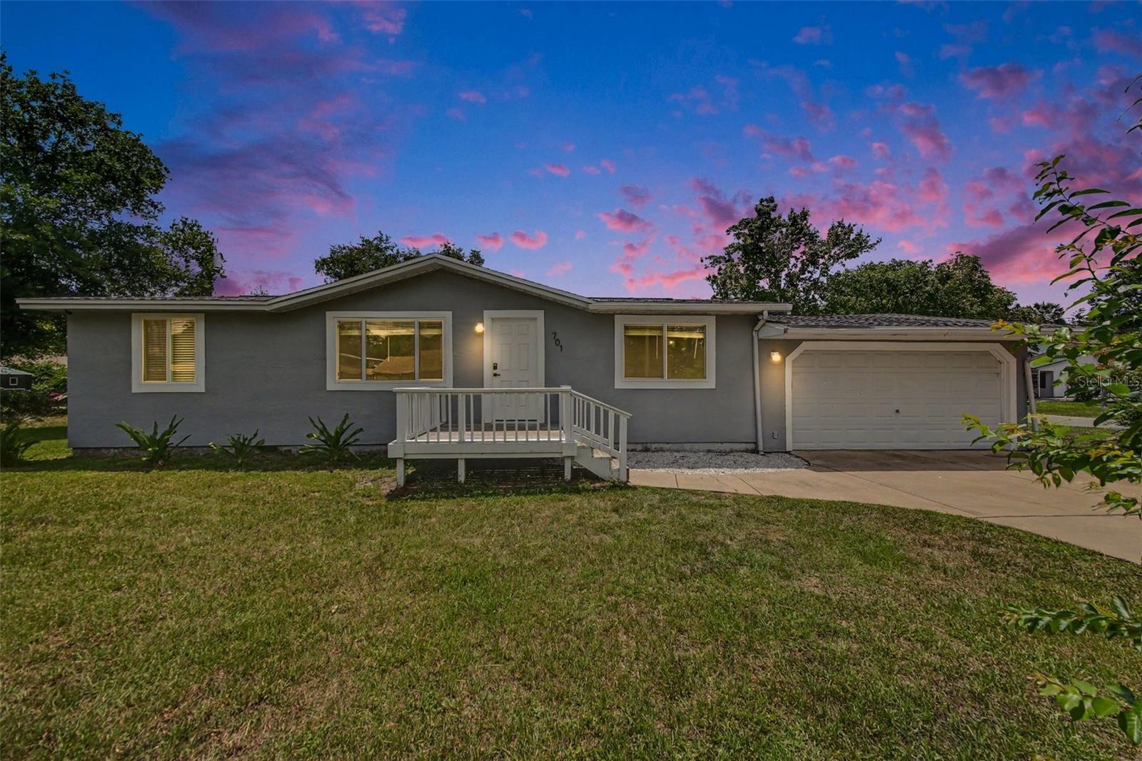 701 Woodland Street, FL