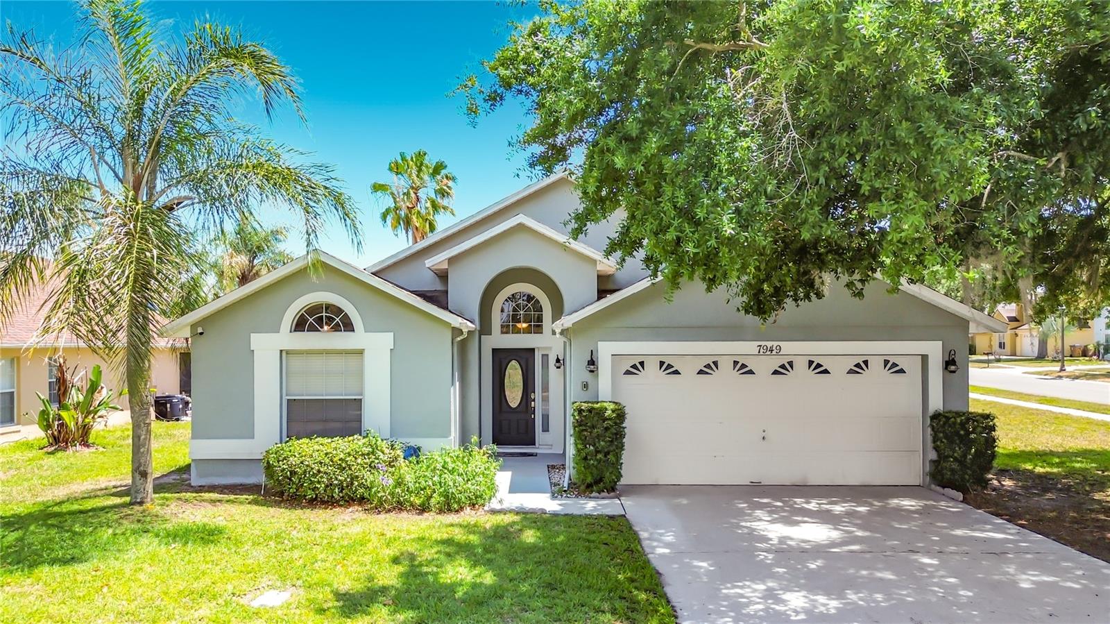 7949 Golden Pond Cir, FL