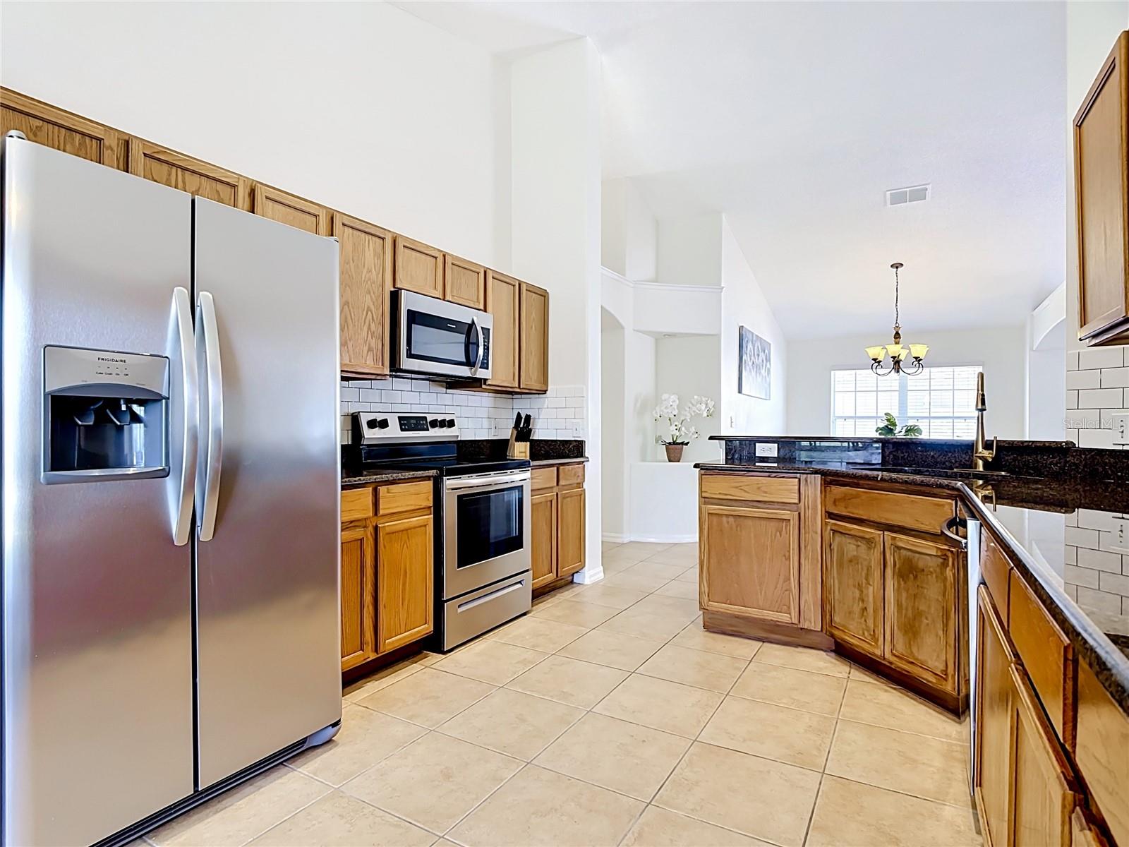 7949 Golden Pond Cir, FL