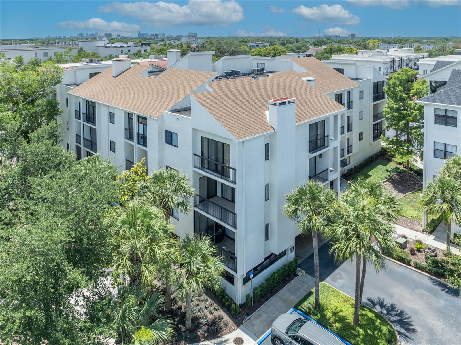 300 Carolina Avenue, FL