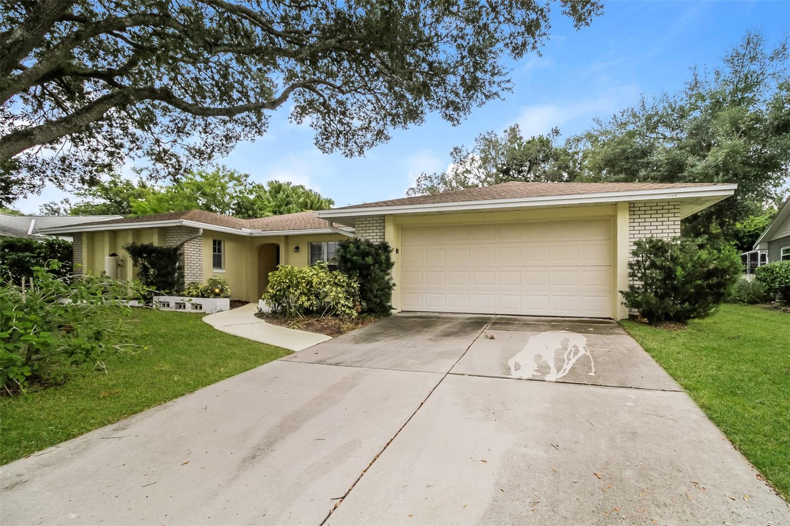 745 Little Wekiva Circle, FL