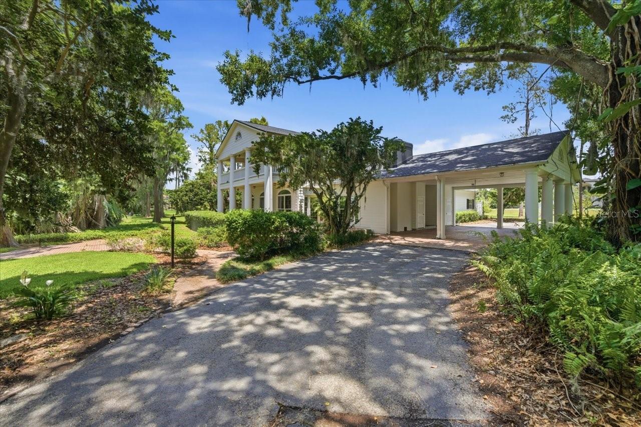 15612 Howell Park Lane, FL