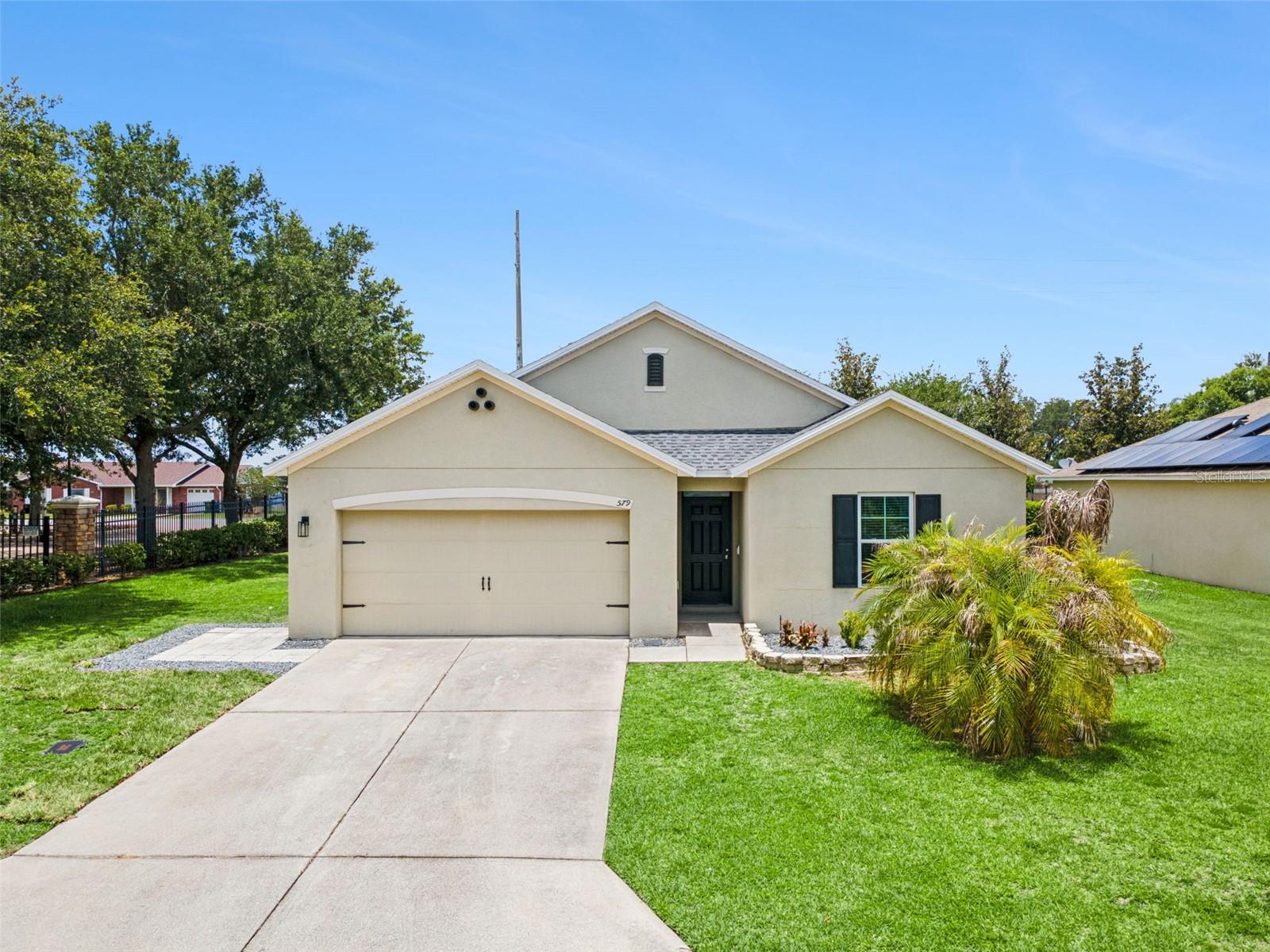 579 Lake Cummings Way, FL