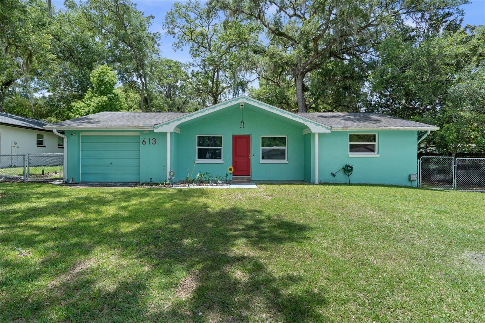 613 Holley Street, FL