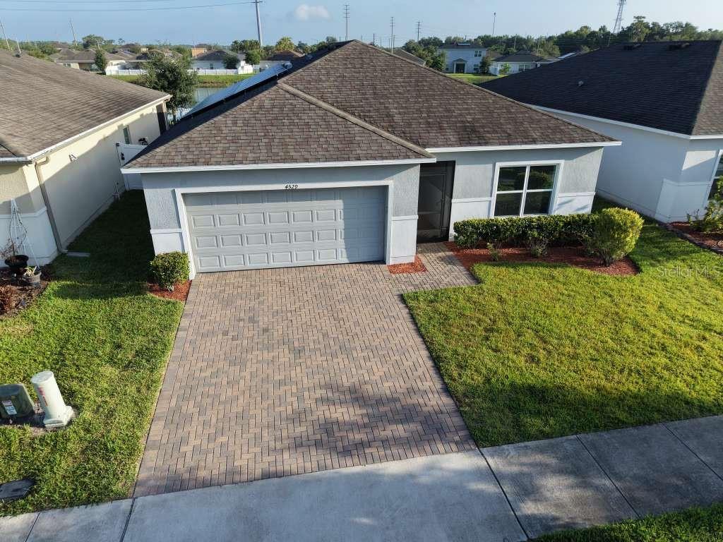 4529 Lake Russell Rd, FL