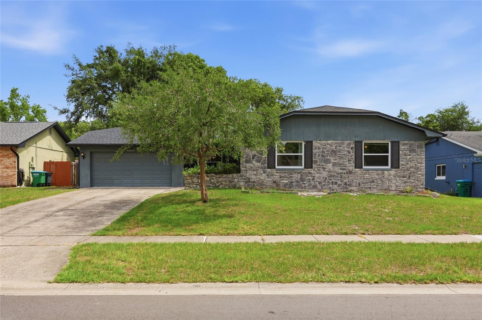 984 Turkey Hollow Cir, FL