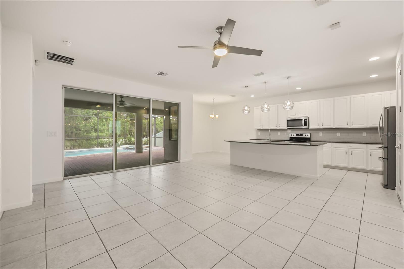 1078 Castlevecchio Loop, FL