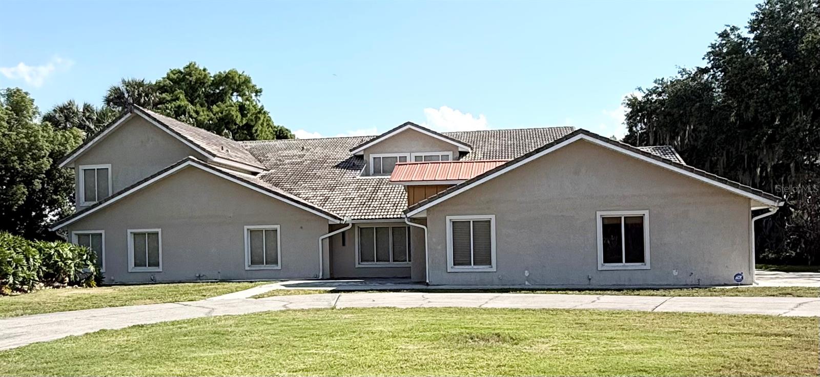 1890 Saha Ct, FL