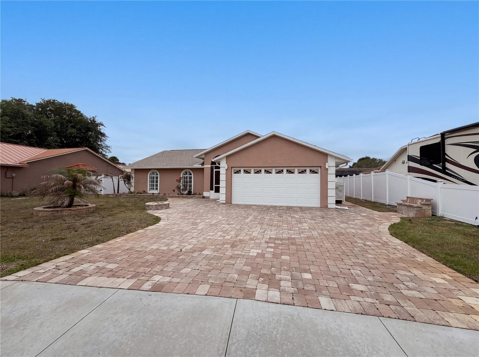 4614 Zoltan Dr, FL
