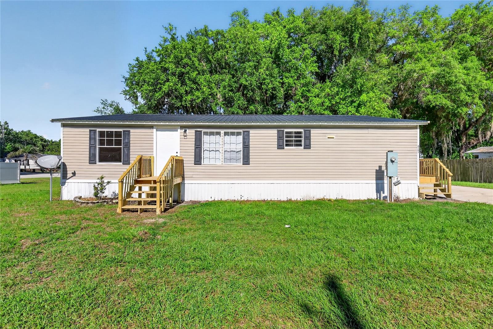 3181 County Road 521b, FL