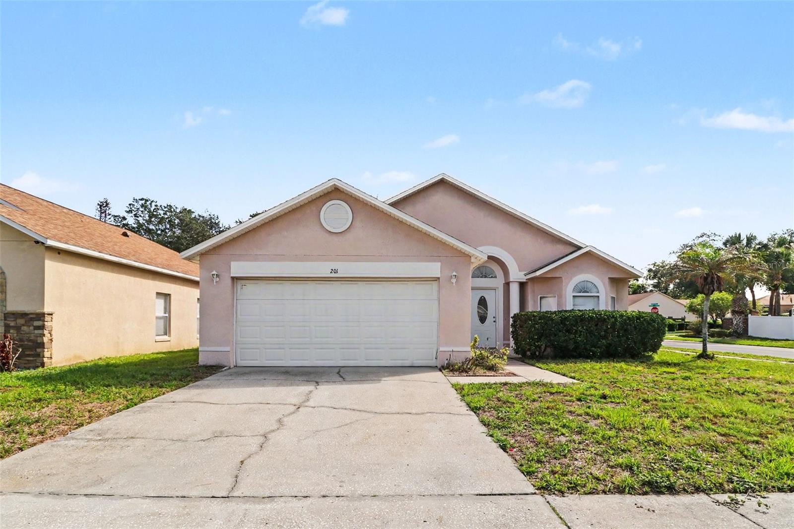 201 Lancer Oak Drive, FL