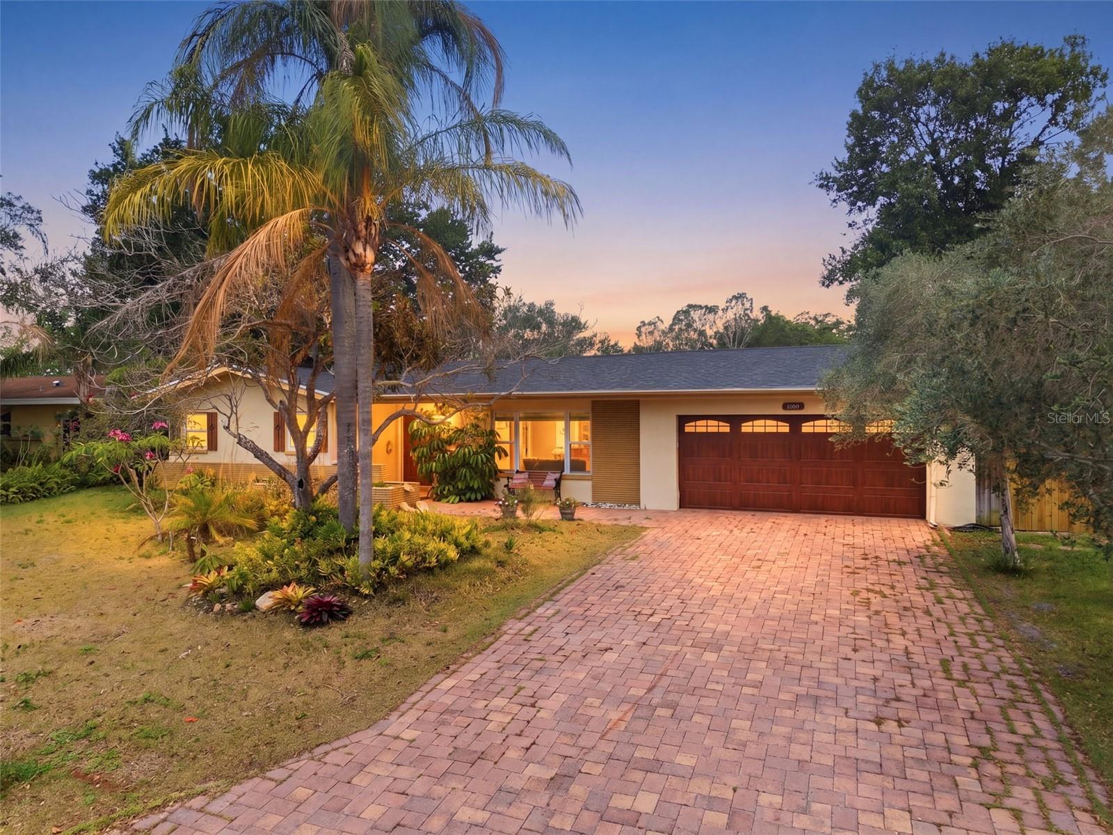 2050 Dunston Cove Road, FL