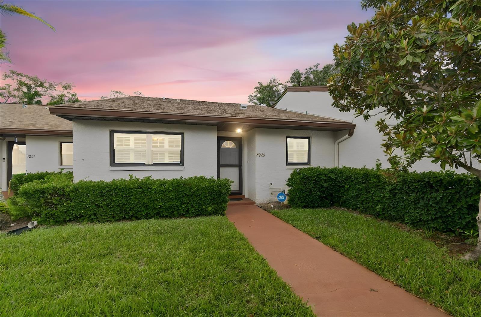 7823 Radcliffe Cir, FL