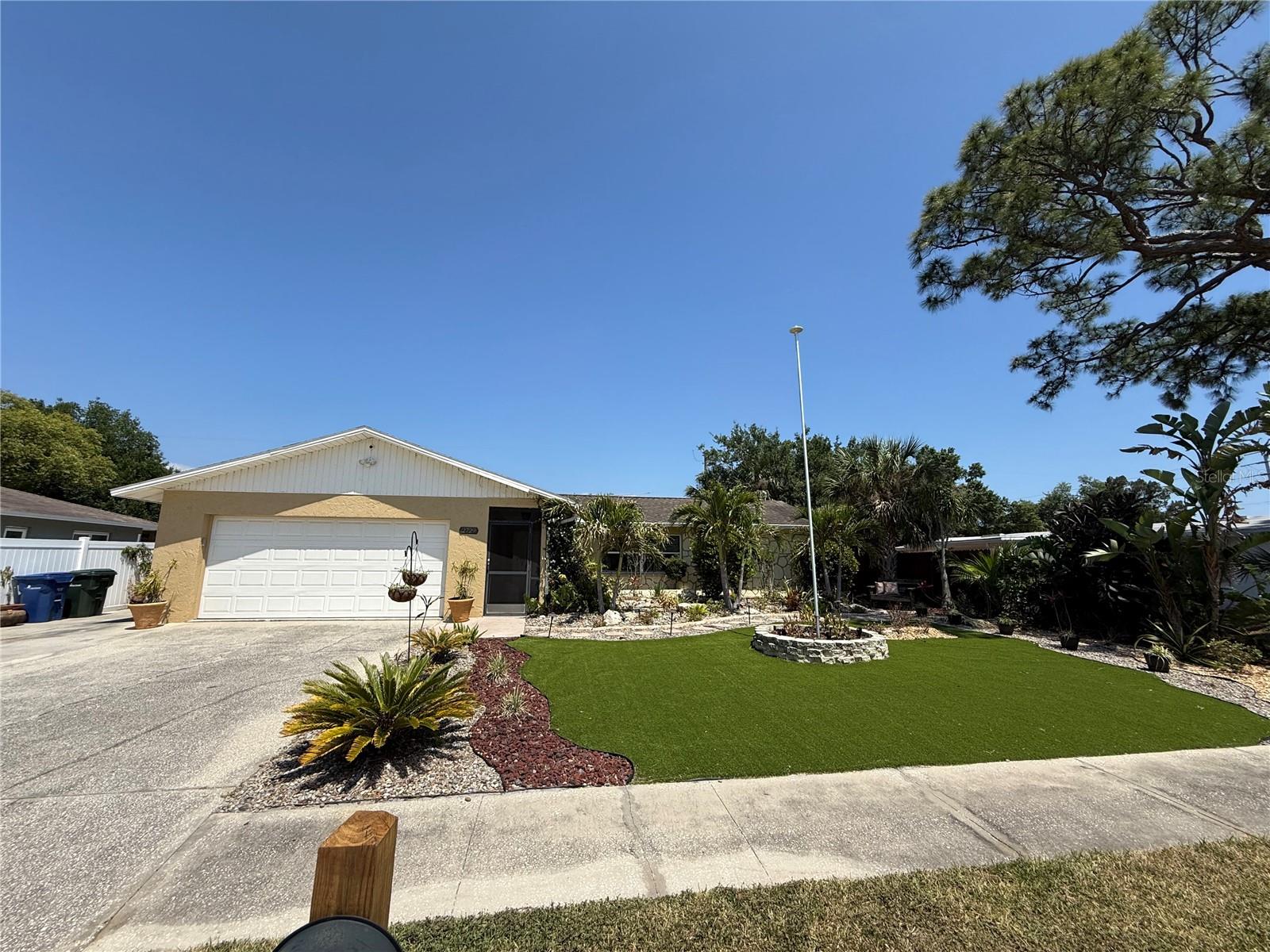 2729 Nodosa Drive, FL