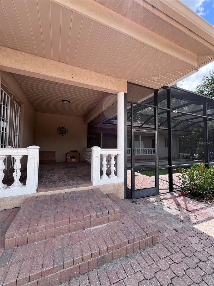 970 Brentwood Drive, FL