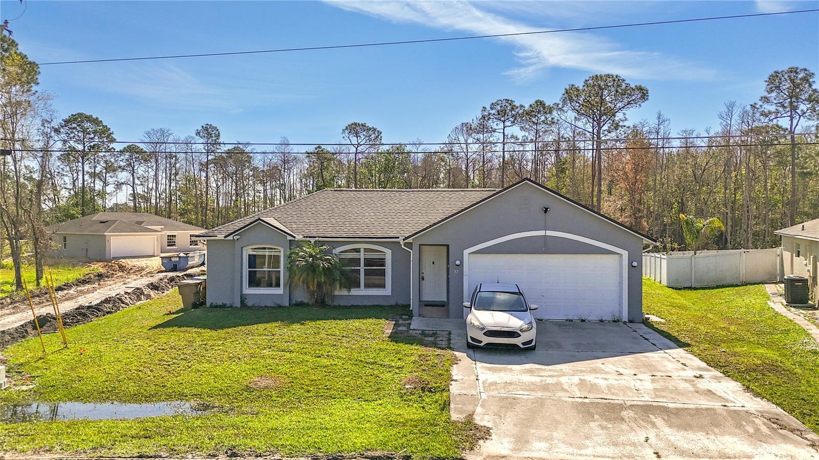 37 Peterlee Ct, FL