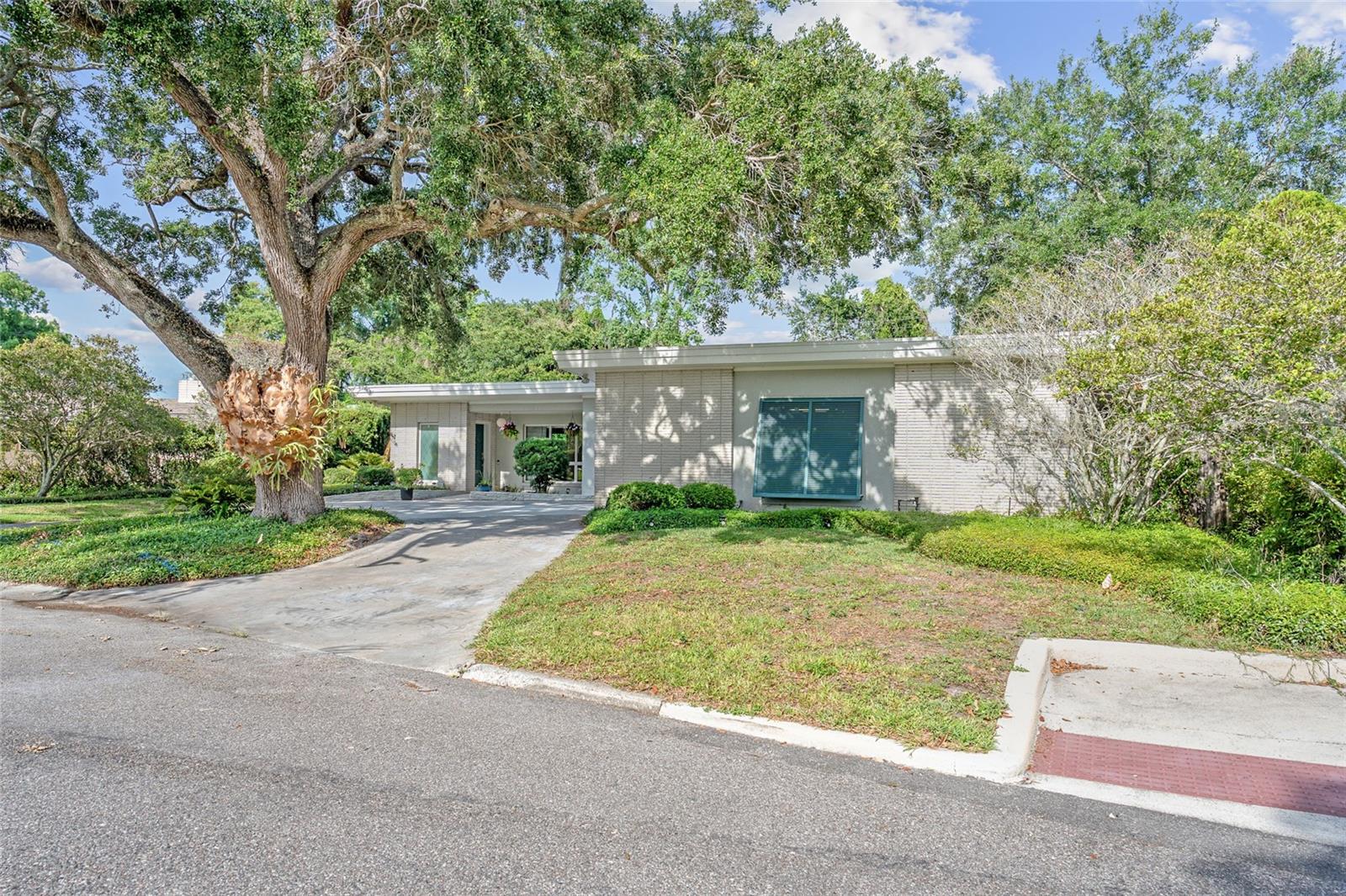 338 Blue Heron Drive, FL