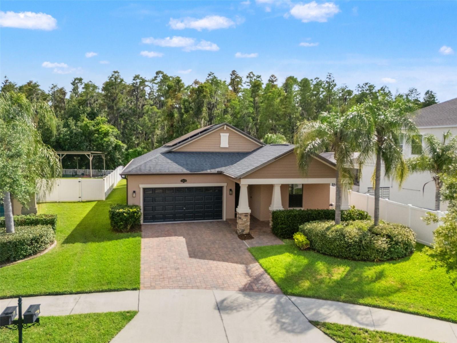 19476 Paddock View Dr, FL