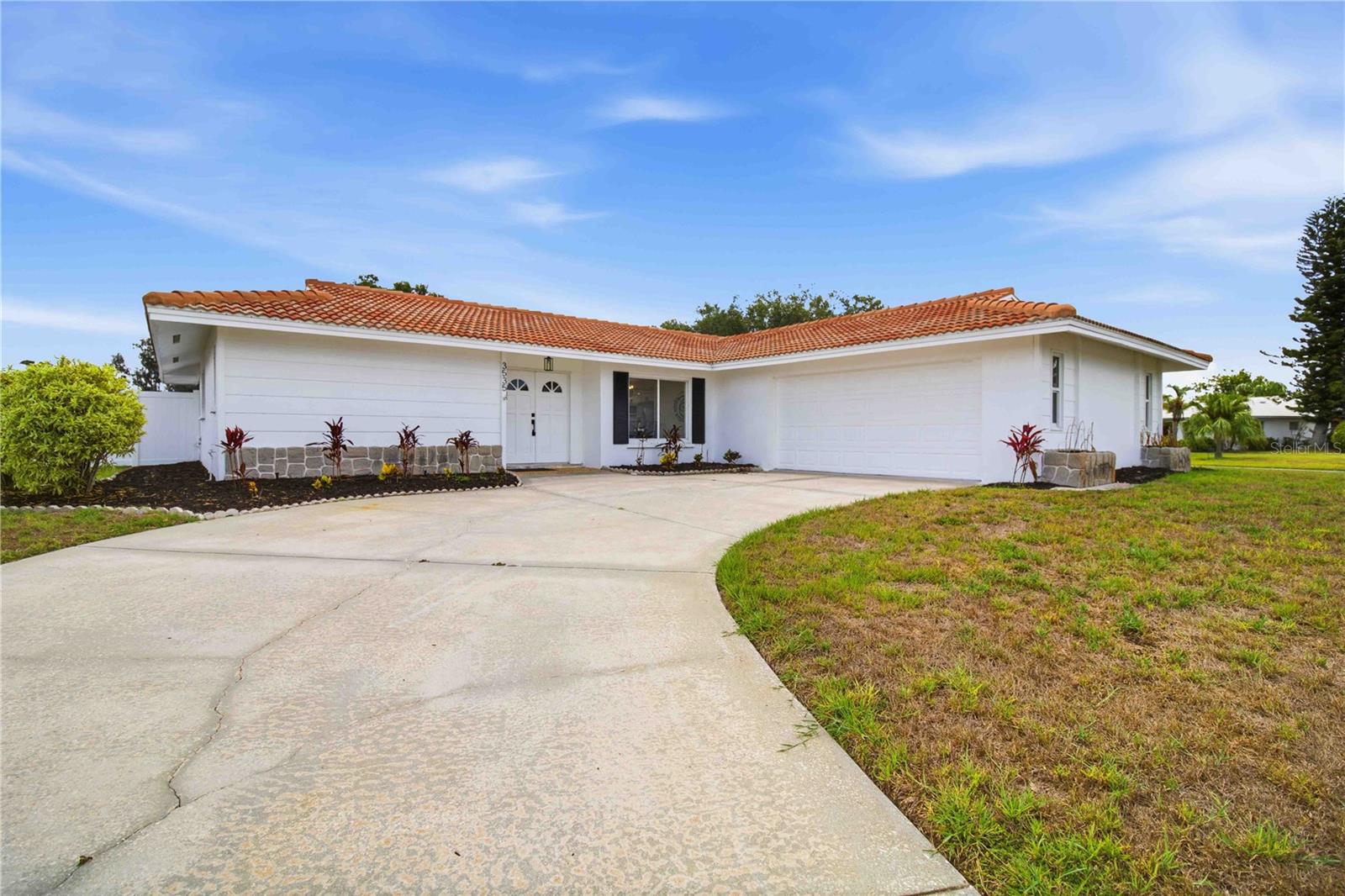 3535 Village Green Dr, FL