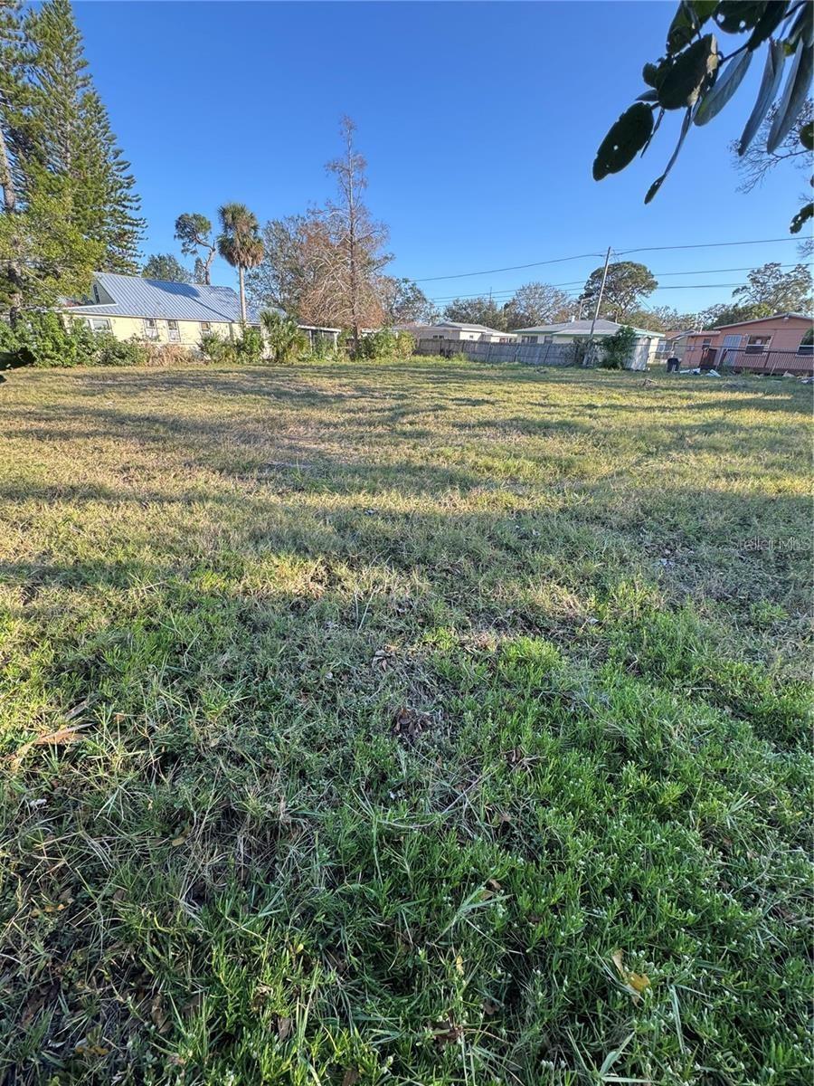 26th Ave S, FL