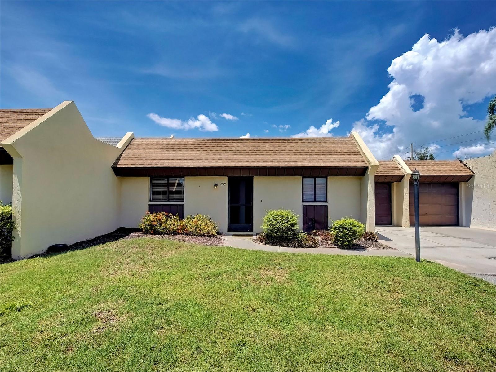 499 Albee Farm Rd #V11, FL