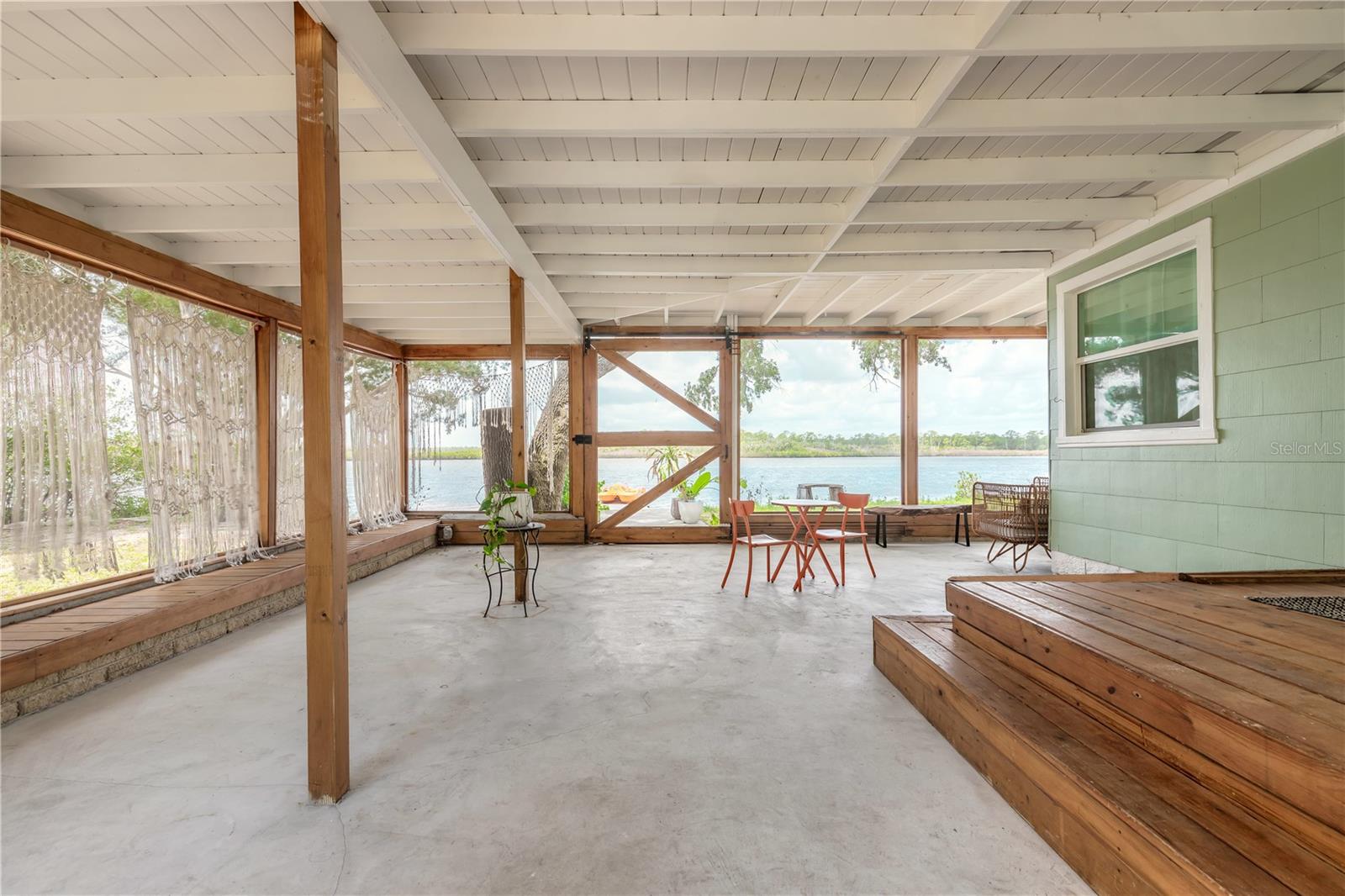 5528 Bayshore Drive, FL