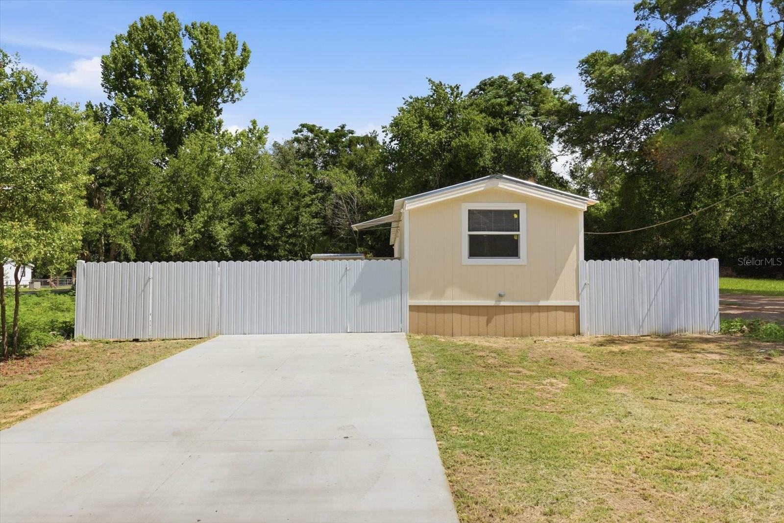 6403 Tangerine Lane, FL