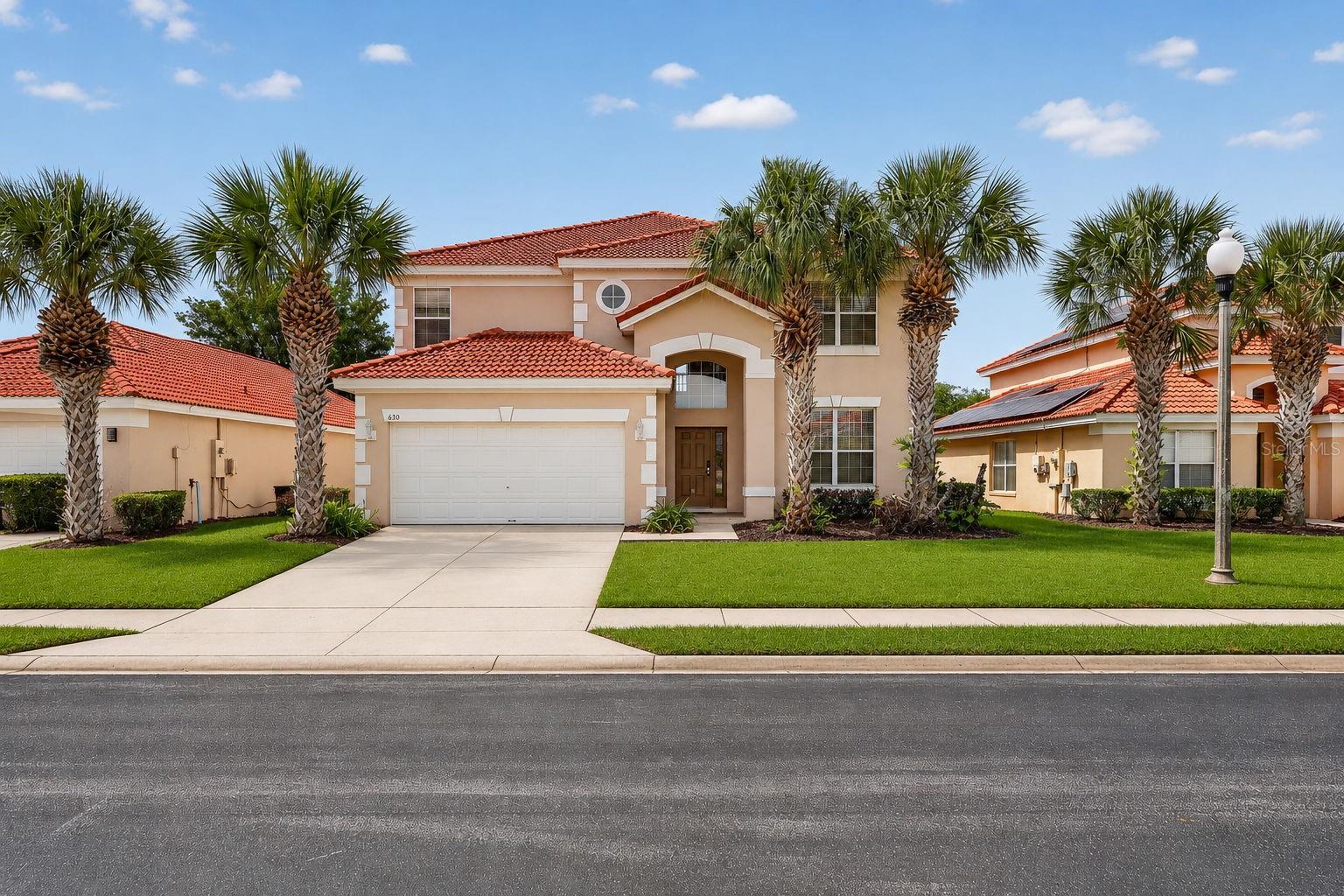 630 Solana Cir, FL