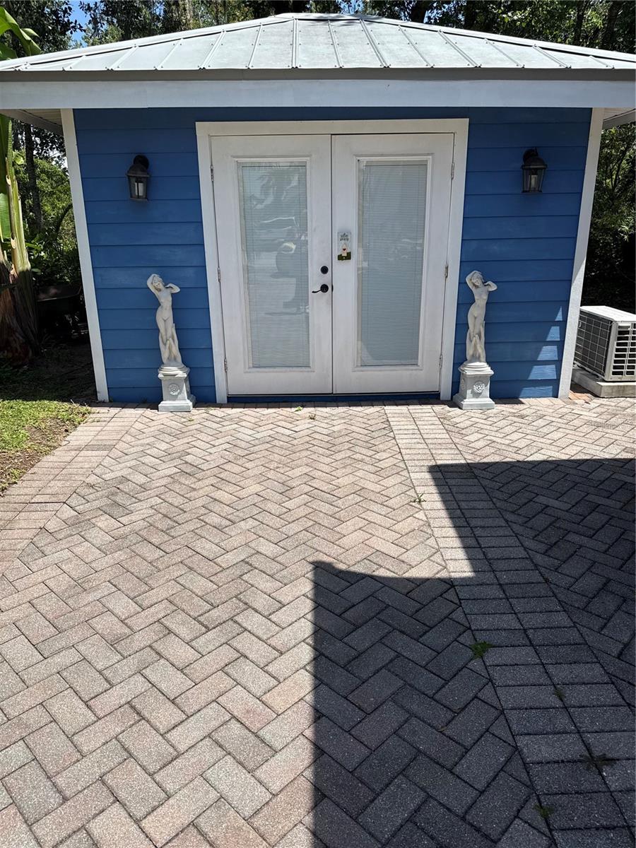 6837 Amanda Vista Cir, FL