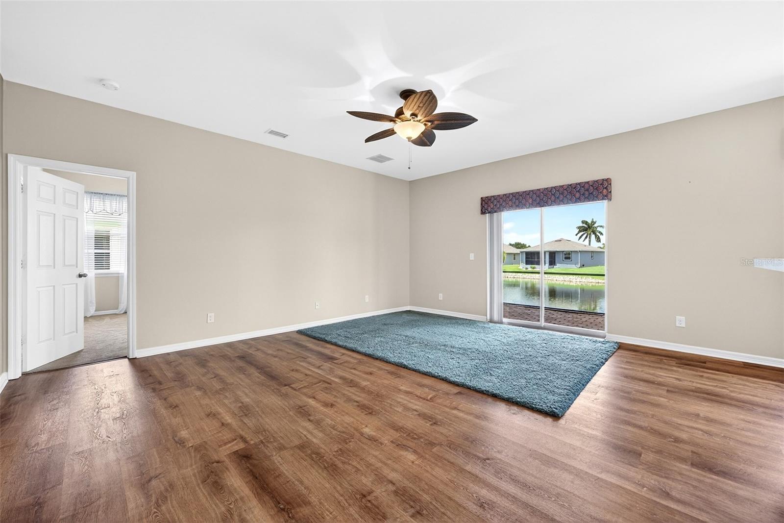 24611 Rio Villa Lakes Circle, FL