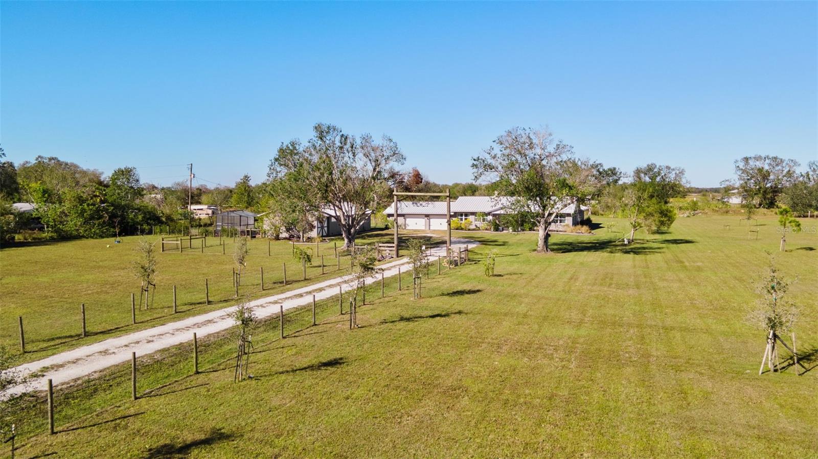 2222 Mcclelland Drive, FL