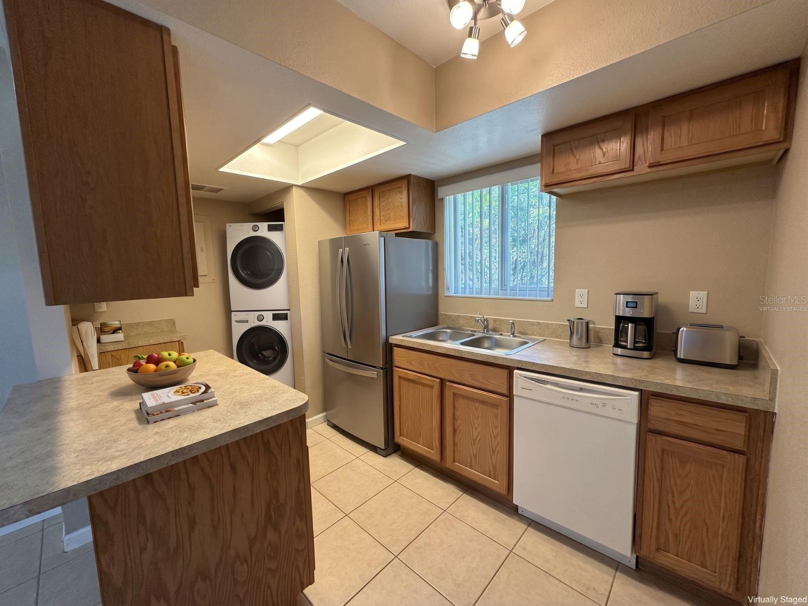 5568 Green Shadows Place, FL